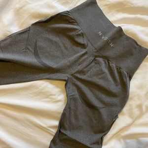 NVGTN Grey Contour Seamless Leggings